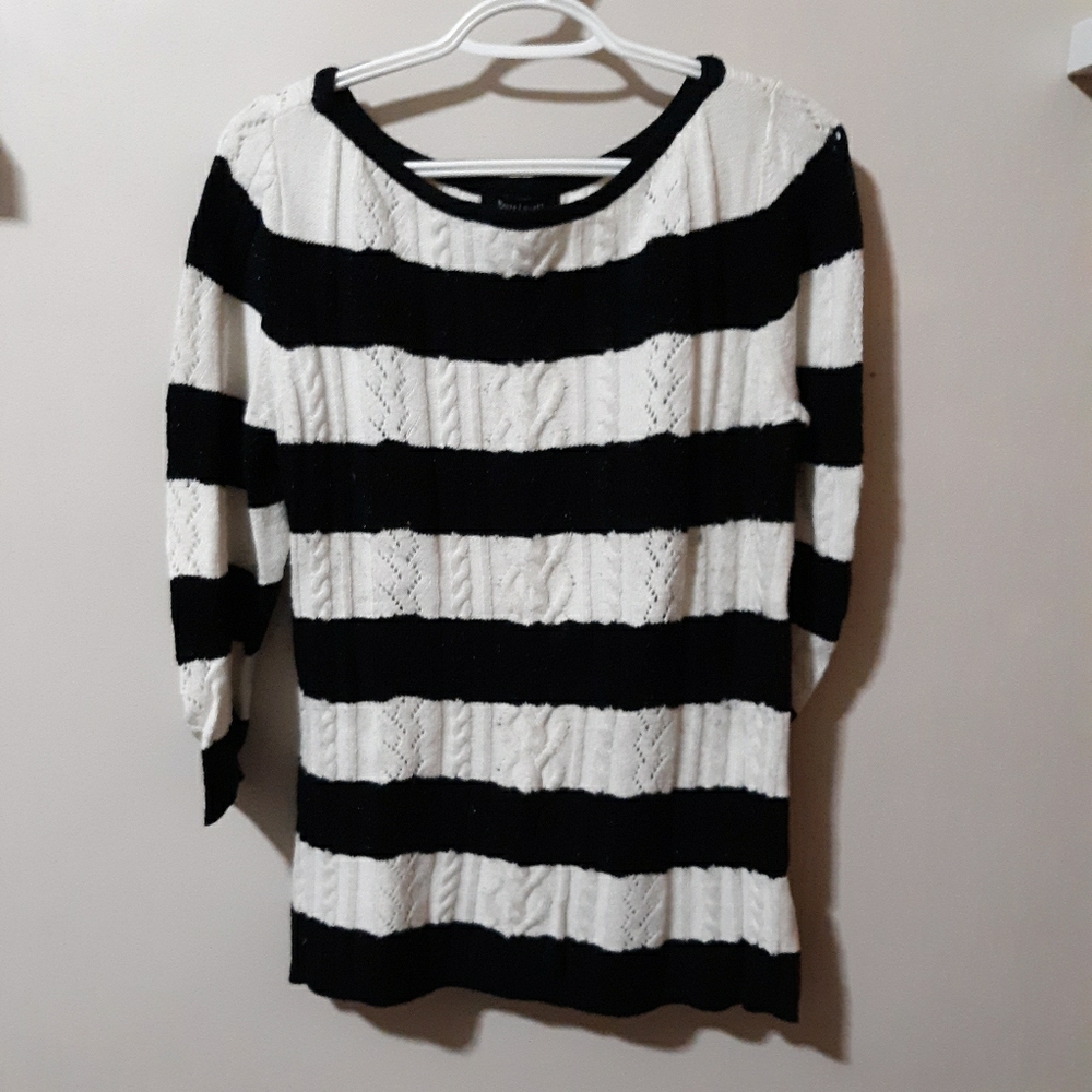 Women's sweater